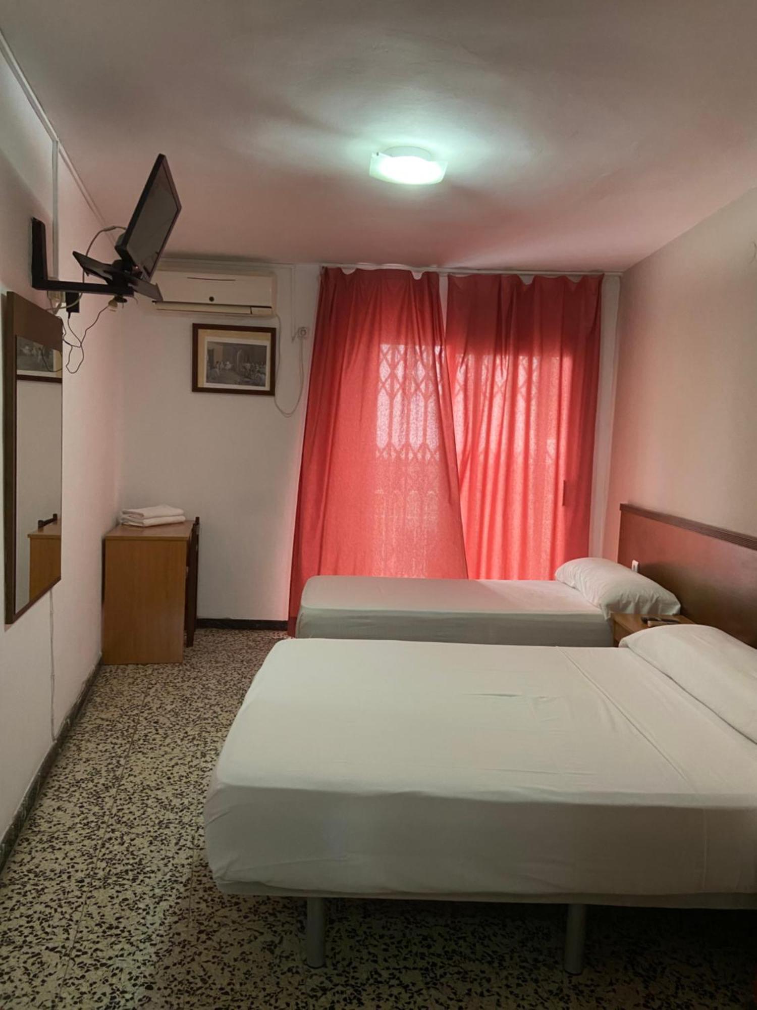 Hotel Iris Benidorm Exteriér fotografie
