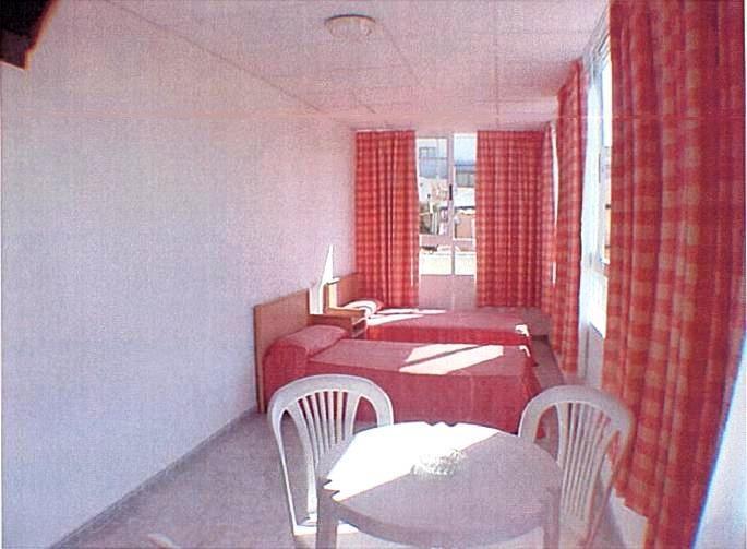Hotel Iris Benidorm Pokoj fotografie